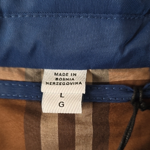 Burberry Blue Quilted Puffer Jacket with Hood - Picture 6 of 14